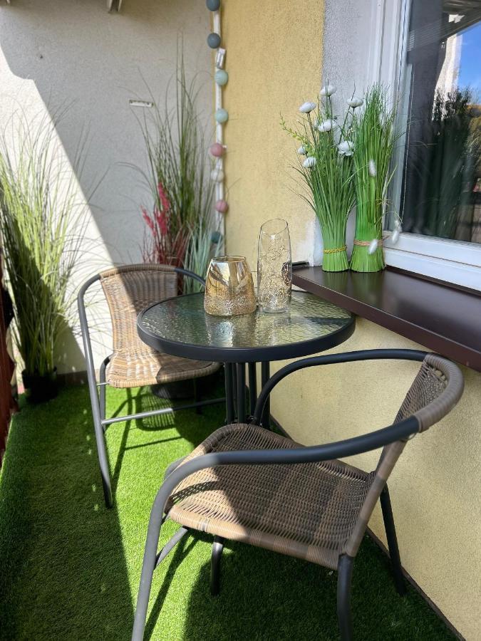 Apartament Zielona Nad Sanem Apartment Sanok Bagian luar foto